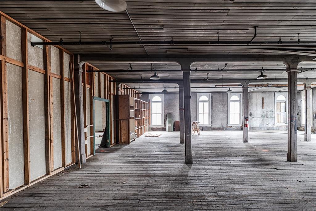 10 East 3rd Avenue Rome, GA 30161 - Photo 13 of 15 a view of an entryway of a house