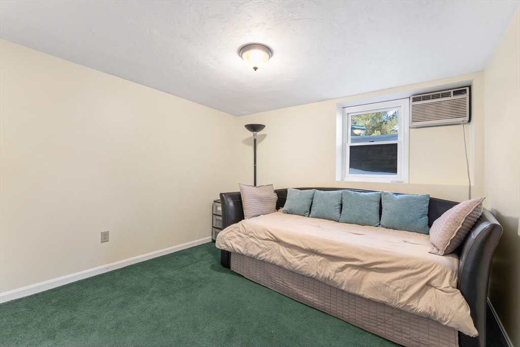 12 Meadow Road, Unit 12 Uxbridge, MA 01569 - Photo 23 of 32