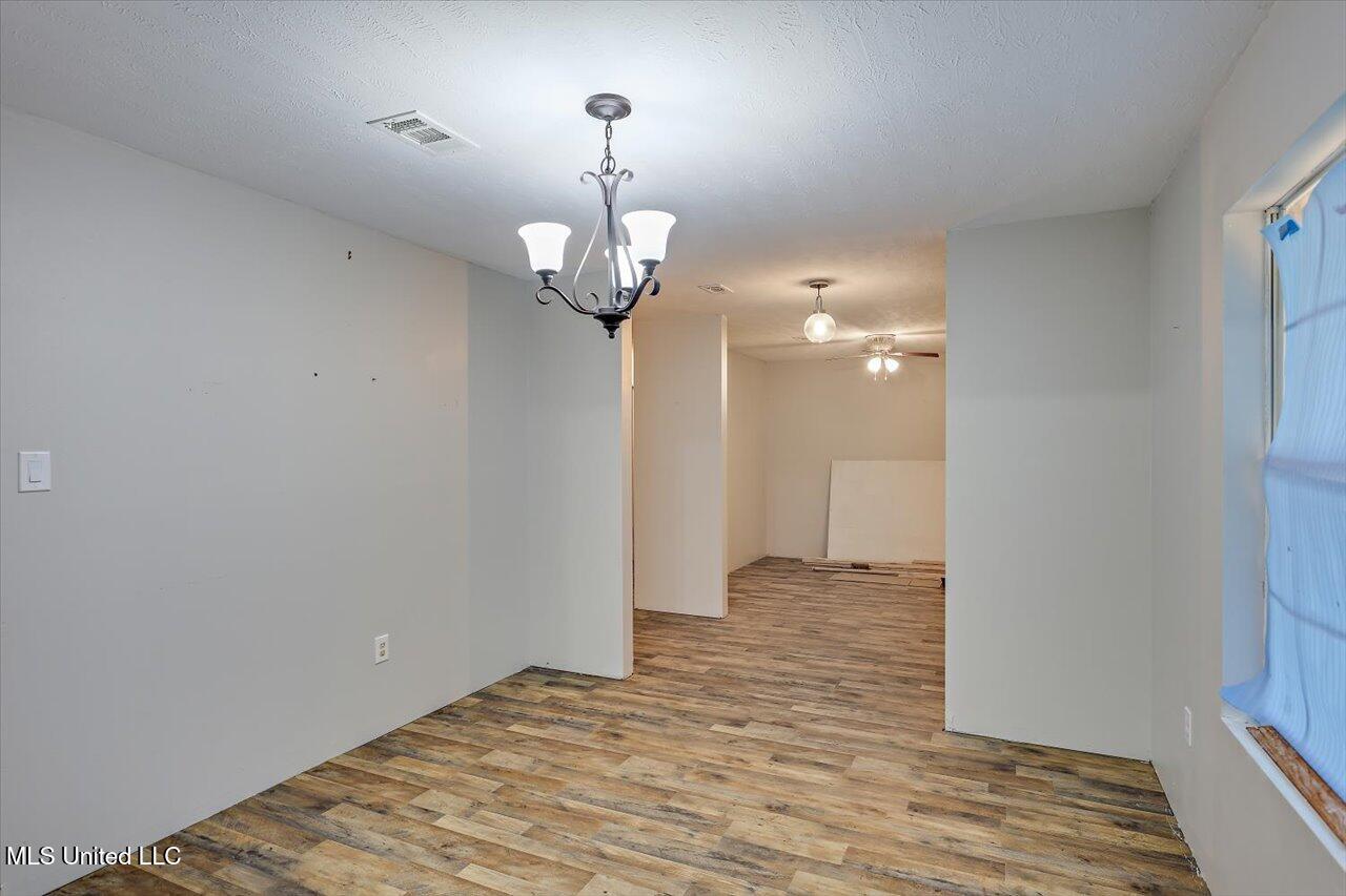 64 Garner Road Mount Olive, MS 39119 - Photo 14 of 28 14-64 Garner Rd