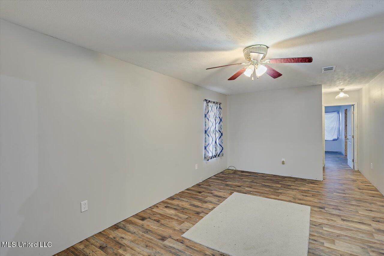 64 Garner Road Mount Olive, MS 39119 - Photo 8 of 28 08-64 Garner Rd
