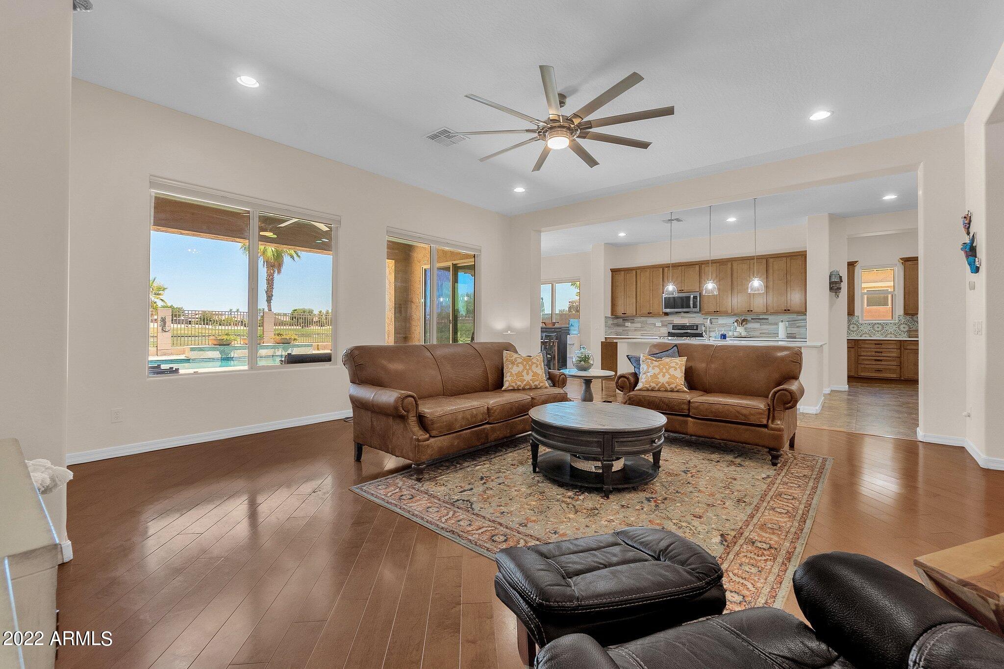 12-web-or-mls-14414-w-coronado-rd