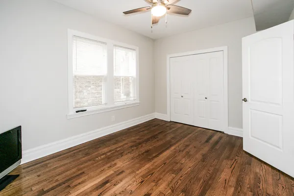 $1,900 | 5317 West Montrose Avenue, Unit 2, Chicago, IL 60641