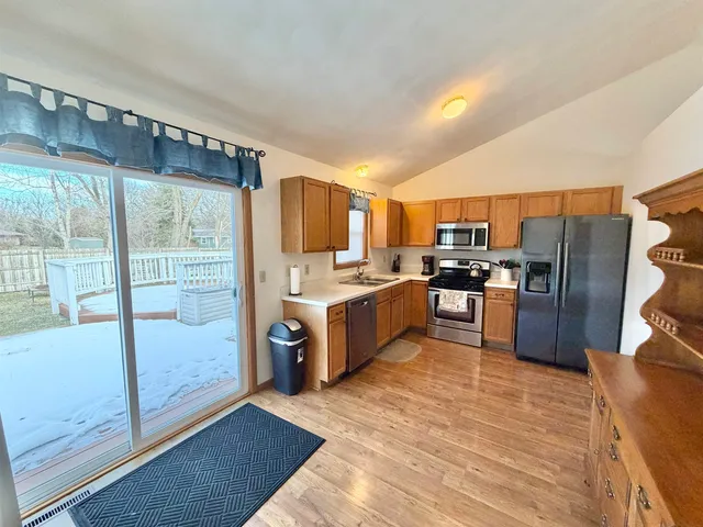 $269,900 | 1965 Broadmoor Road, Rockton, IL 61072