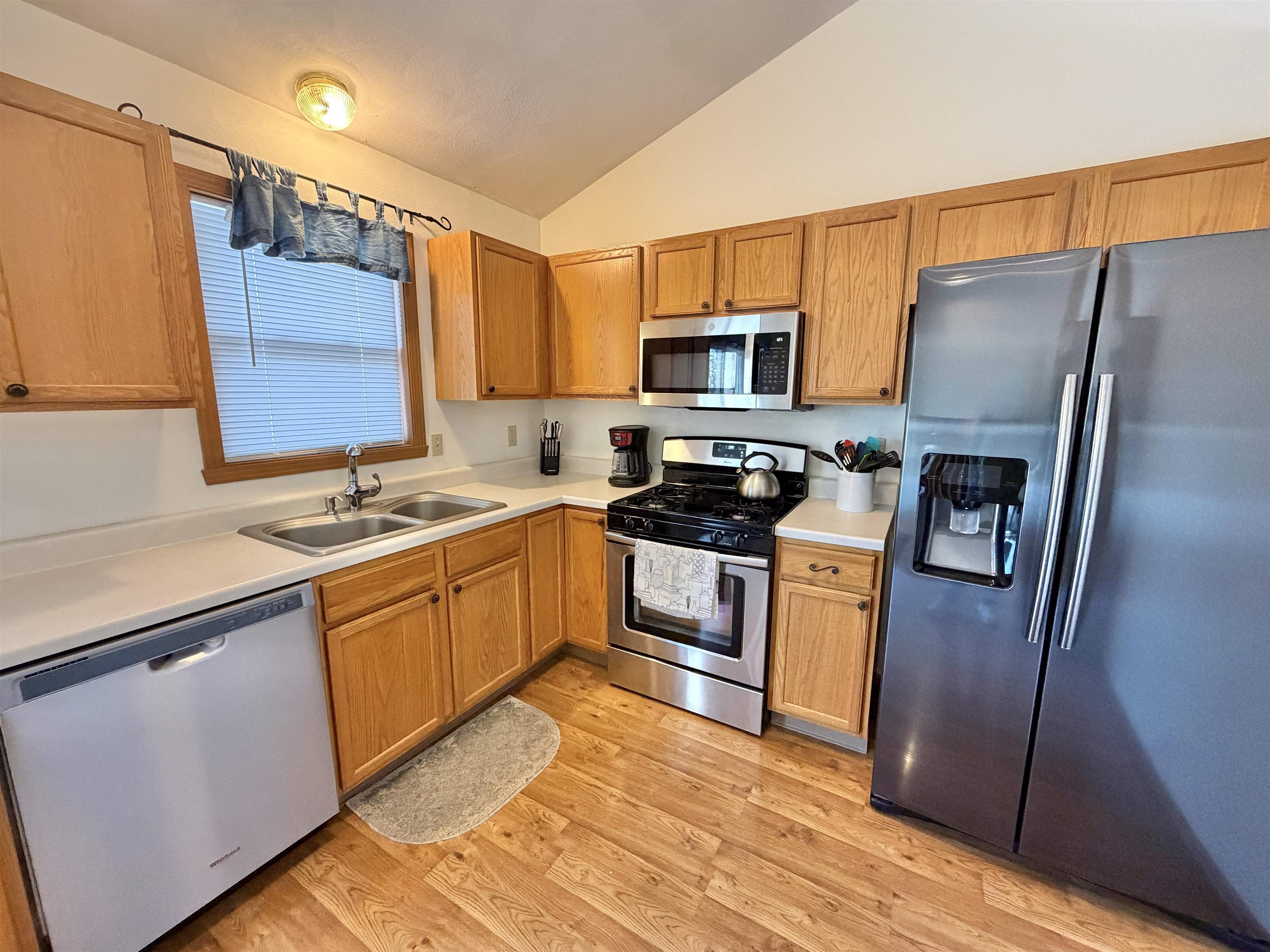 1965 Broadmoor Road Rockton, IL 61072 - Photo 14 of 33