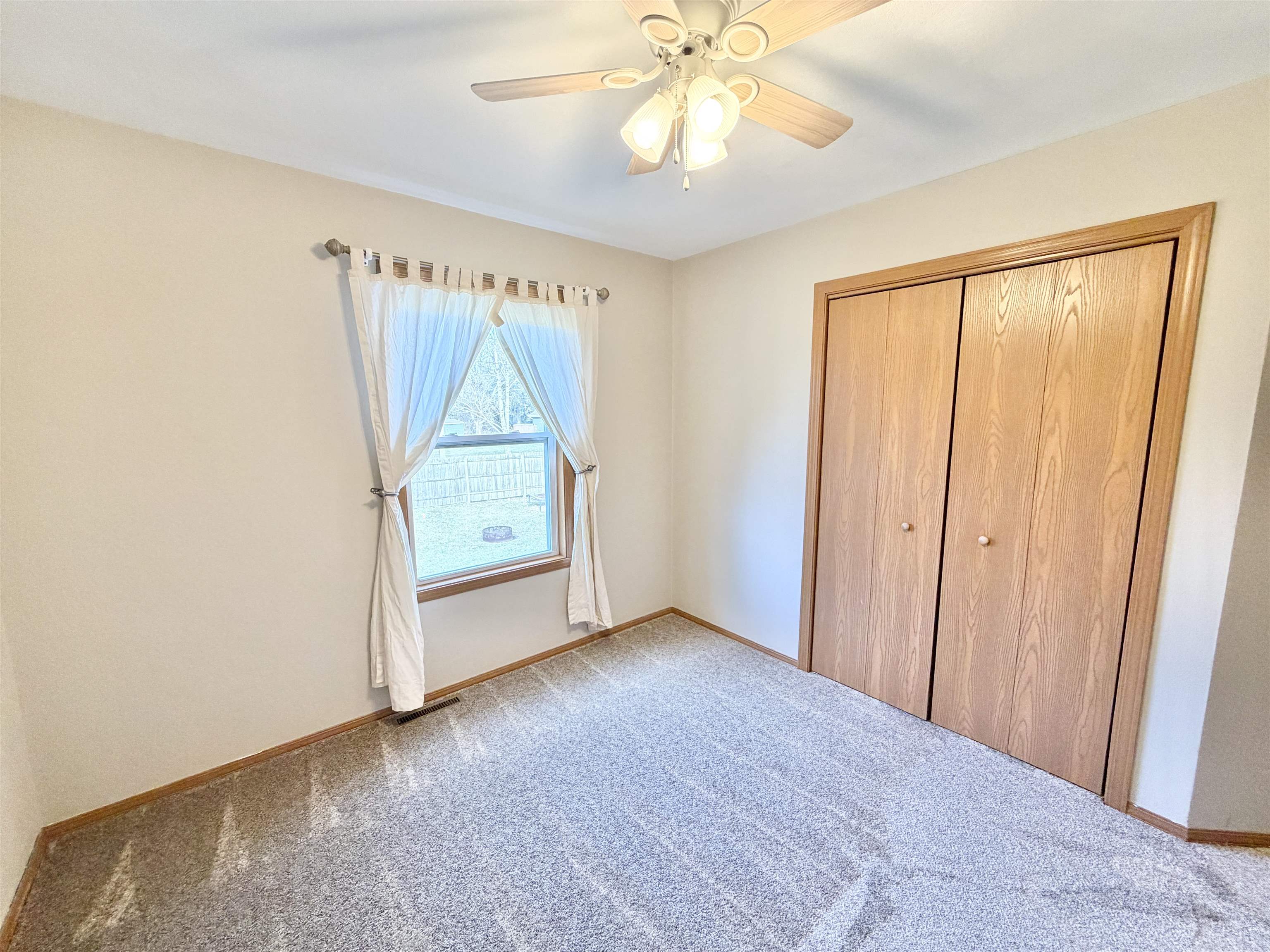 1965 Broadmoor Road Rockton, IL 61072 - Photo 22 of 33