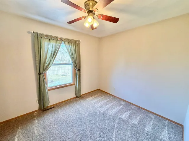 $269,900 | 1965 Broadmoor Road, Rockton, IL 61072