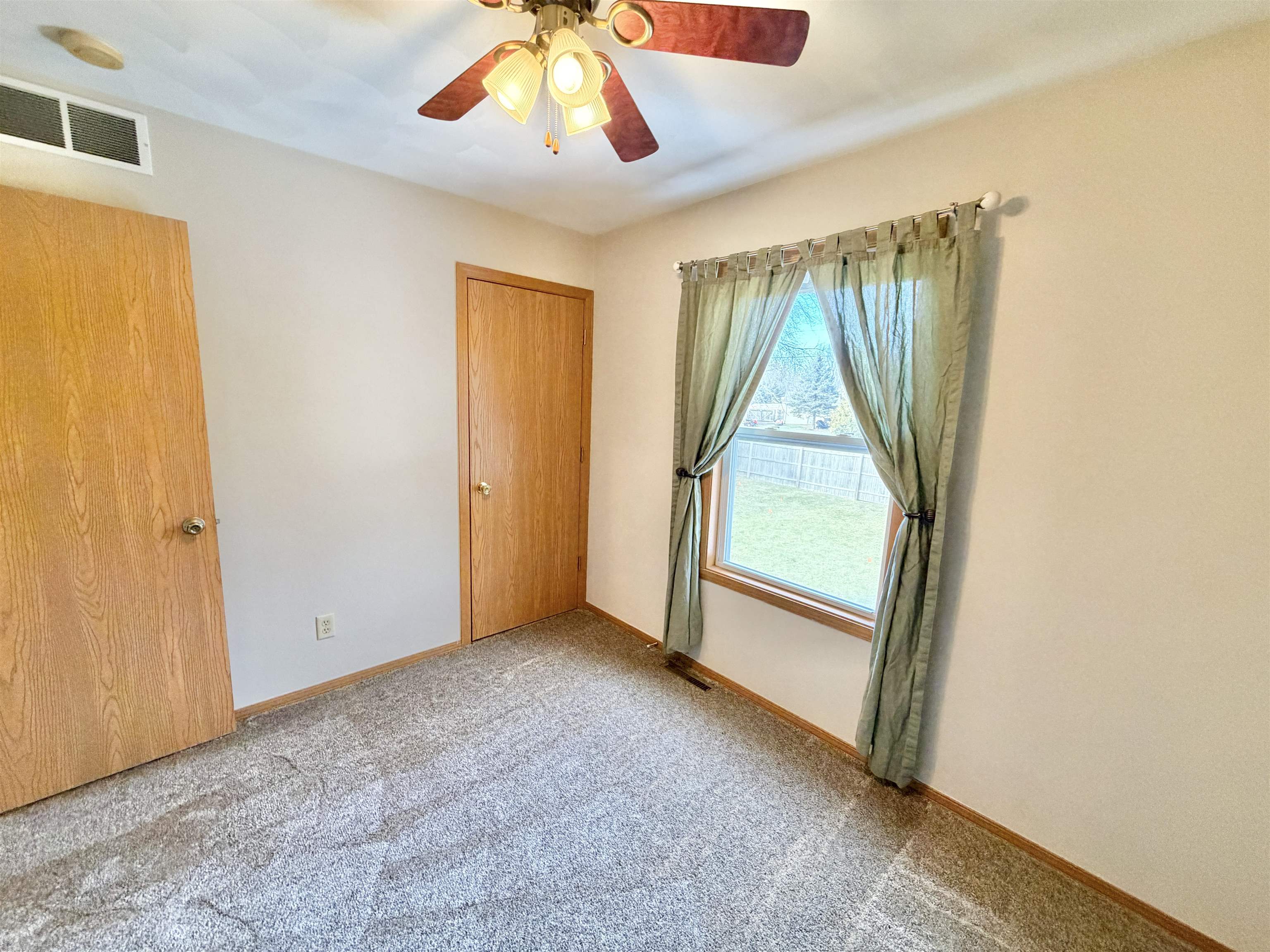 1965 Broadmoor Road Rockton, IL 61072 - Photo 25 of 33