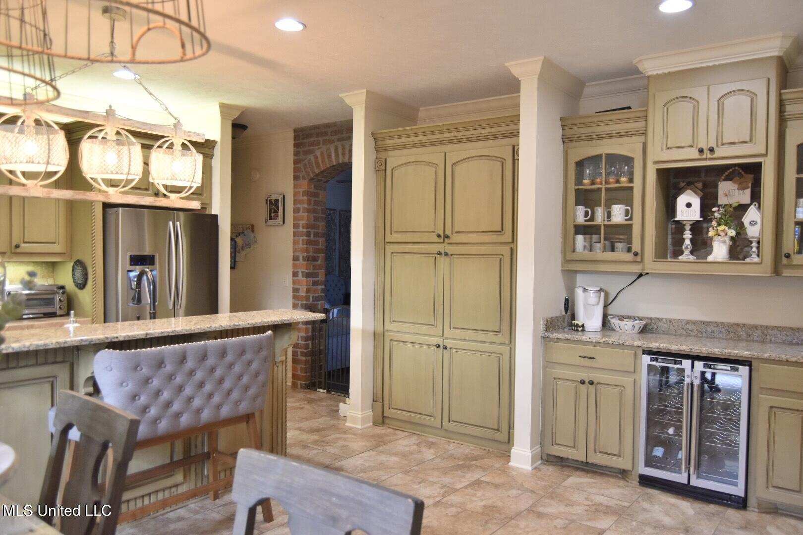 547 Turtle Lane Brandon, MS 39047 - Photo 21 of 45 Kitchen