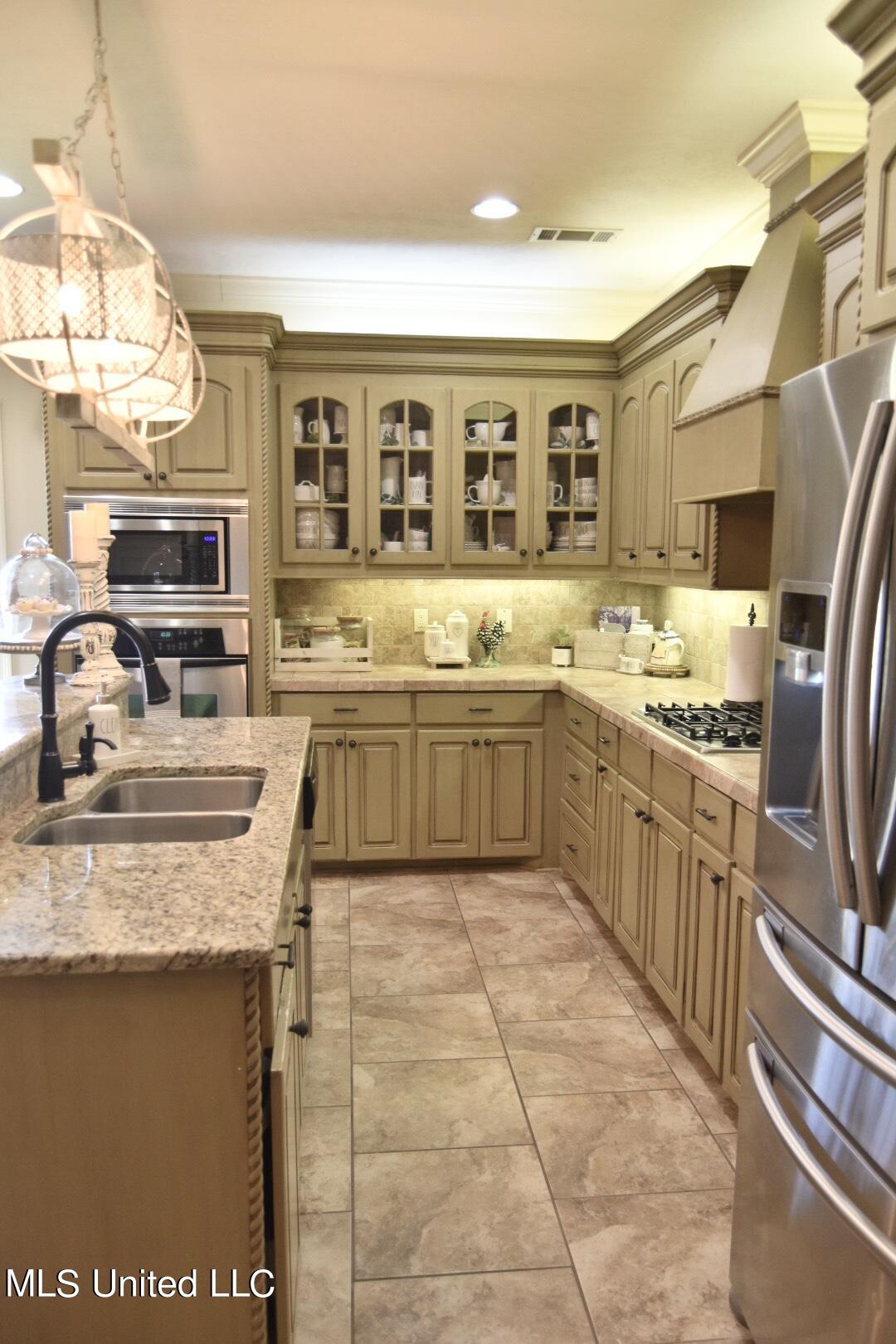 547 Turtle Lane Brandon, MS 39047 - Photo 22 of 45 Kitchen