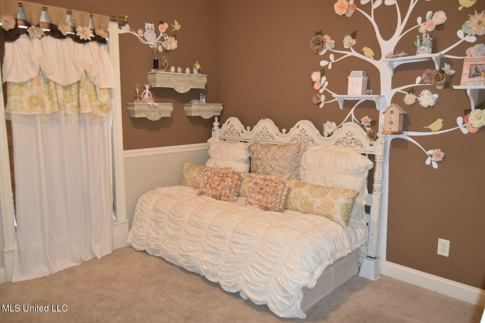 547 Turtle Lane Brandon, MS 39047 - Photo 37 of 45 Guest Bedroom