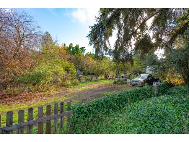 $150,000 | Glory Drive, Eugene, OR 97404