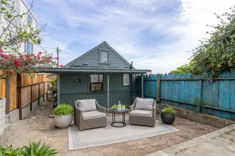 $938,000 | 360 Bradford Street, San Francisco, CA 94110