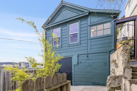 $938,000 | 360 Bradford Street, San Francisco, CA 94110