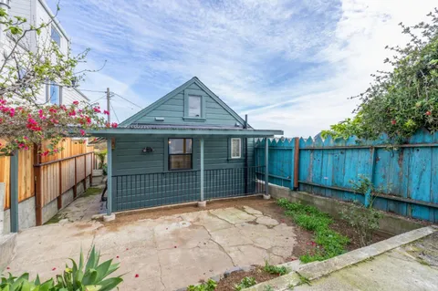 $938,000 | 360 Bradford Street, San Francisco, CA 94110