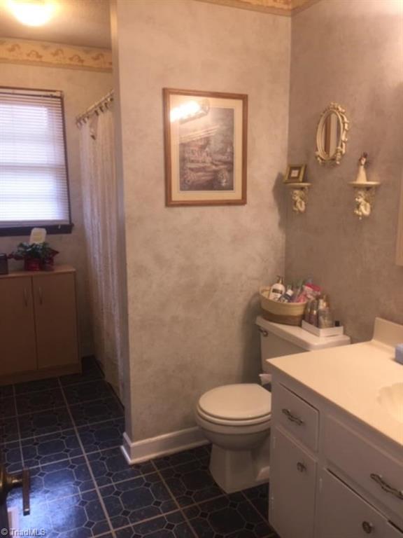 1379 Rhodes Road Lexington, NC 27292 - Photo 6 of 8 Gallery Image 6