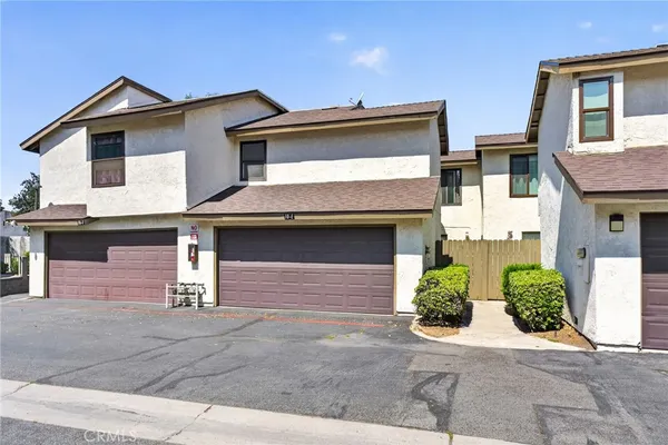 $309,900 | 1974 East Lynwood Drive, Unit 10E, San Bernardino, CA 92404