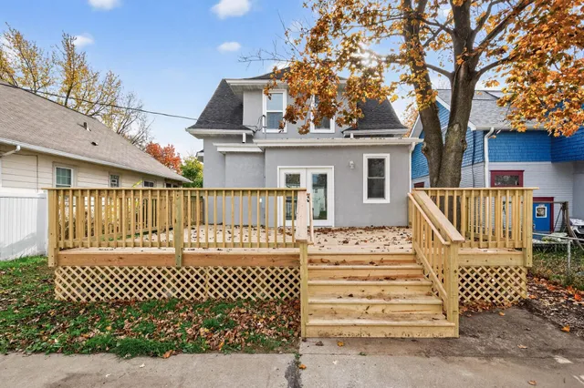 $360,000 | 1271 West Seminary Avenue, St. Paul, MN 55104