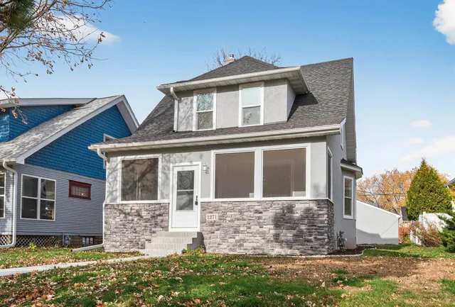 $360,000 | 1271 West Seminary Avenue, St. Paul, MN 55104