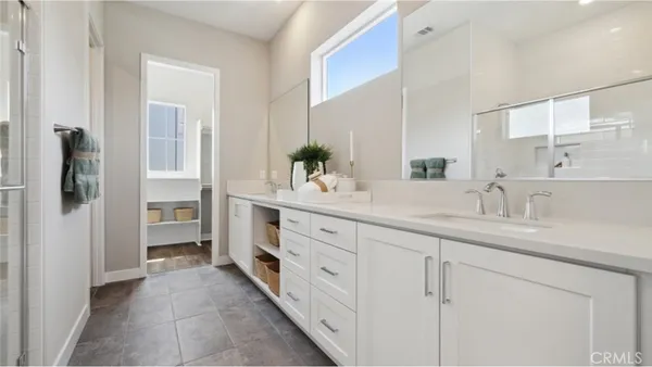 $697,990 | 24531 Via La, Valencia, CA 91354
