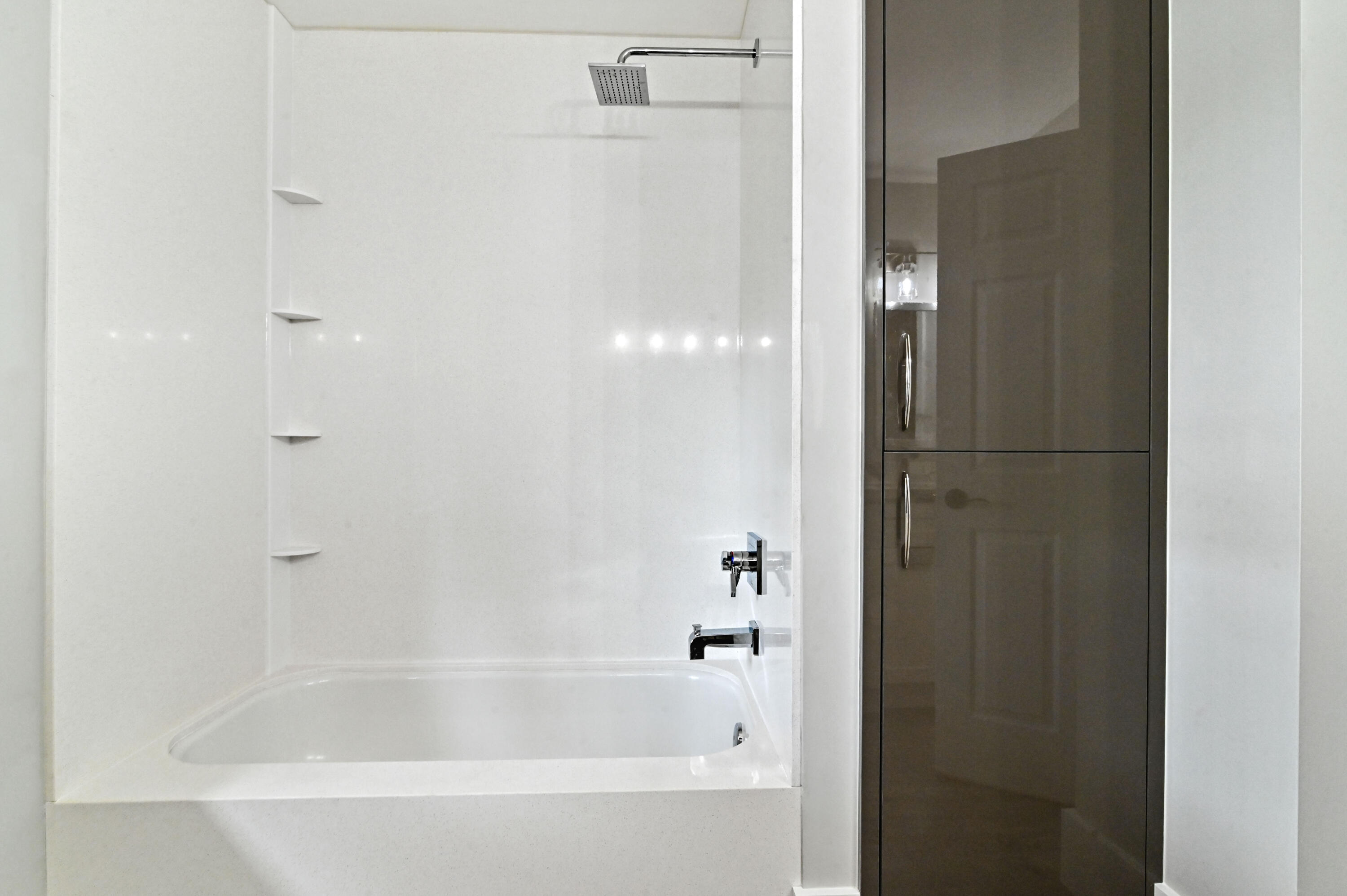 16409 Temple Boulevard Loxahatchee, FL 33470 - Photo 33 of 78 27 Bathroom 02