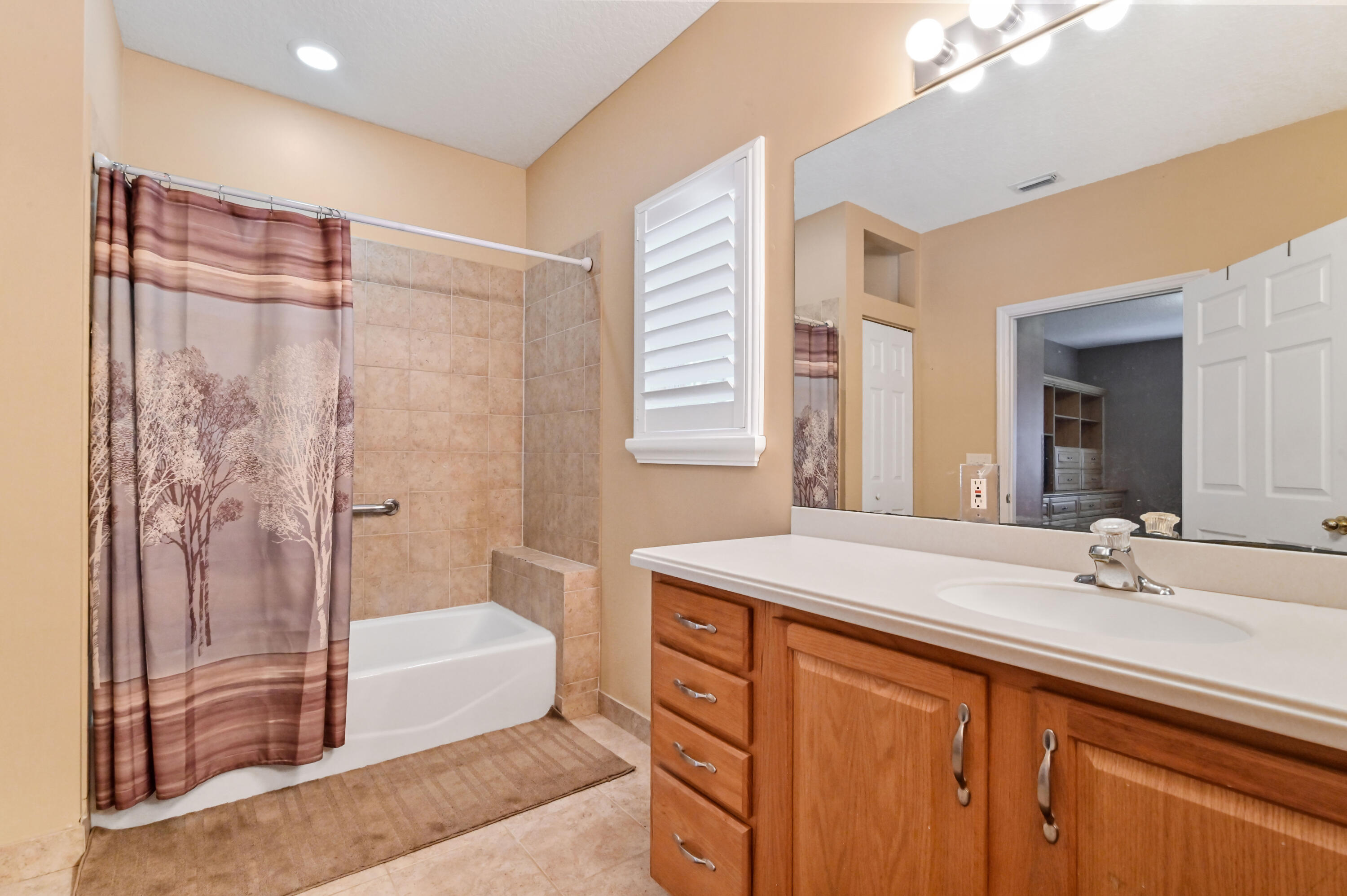 16409 Temple Boulevard Loxahatchee, FL 33470 - Photo 61 of 78 Guest House