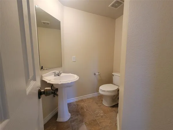 $2,095 | 8805 Wayne Street, Cross Roads, TX 76227