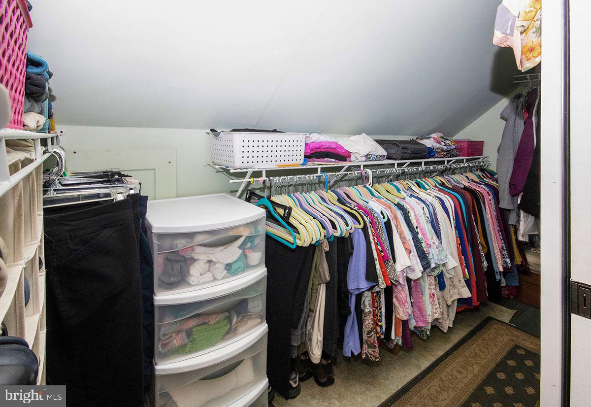 11 Meehan Boulevard Clementon, NJ 08021 - Photo 25 of 50 Upper Floor Main Bedroom: Closet and Pocket Door