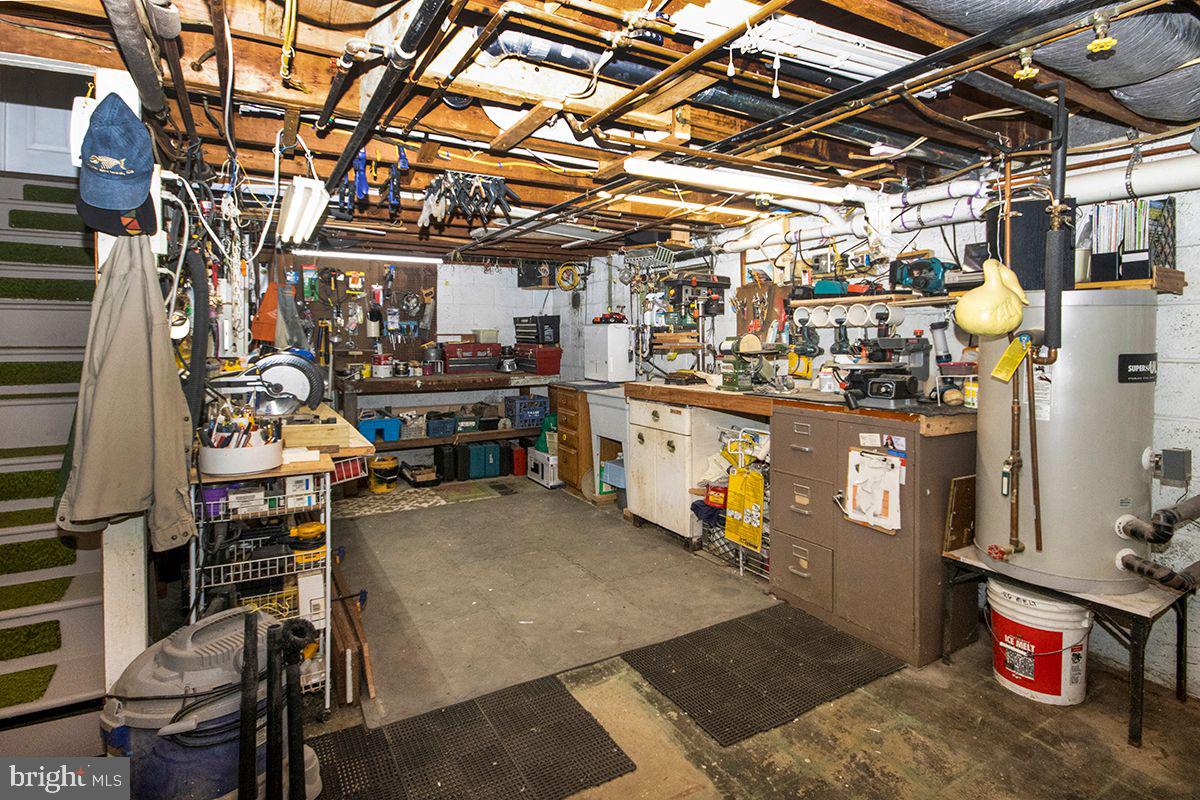 11 Meehan Boulevard Clementon, NJ 08021 - Photo 29 of 50 Basement: Shop, craft and Gym areas