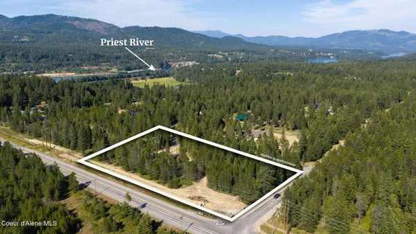 $939,900 | 80 Carbonate Lane, Oldtown, ID 83822