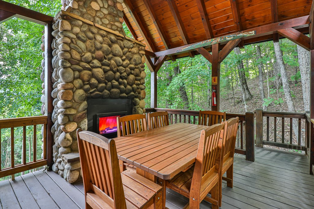 175 Cochise Road Cherry Log, GA 30522 - Photo 17 of 89