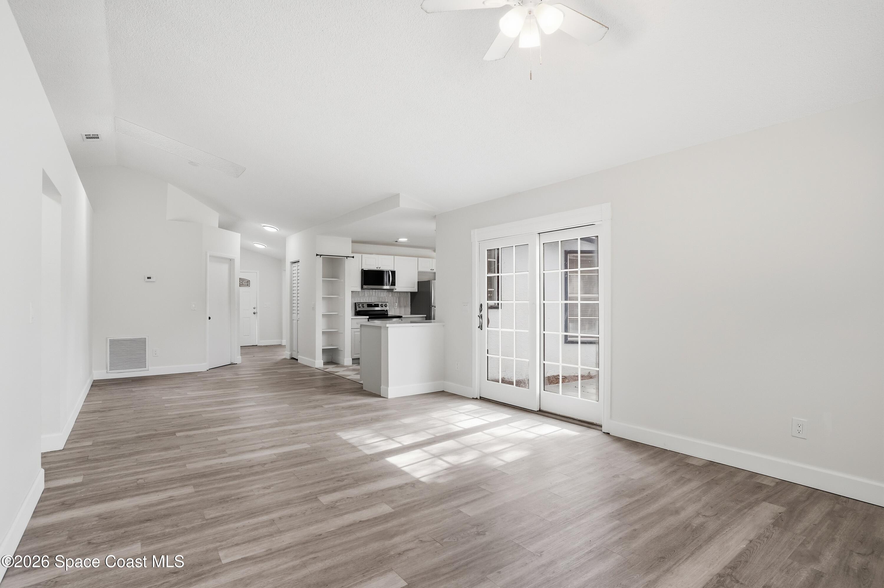 6438 Hudson Road Cocoa, FL 32927 - Photo 4 of 13 07_6438_Hudson_Rd_Cocoa_FL_32927-Living_