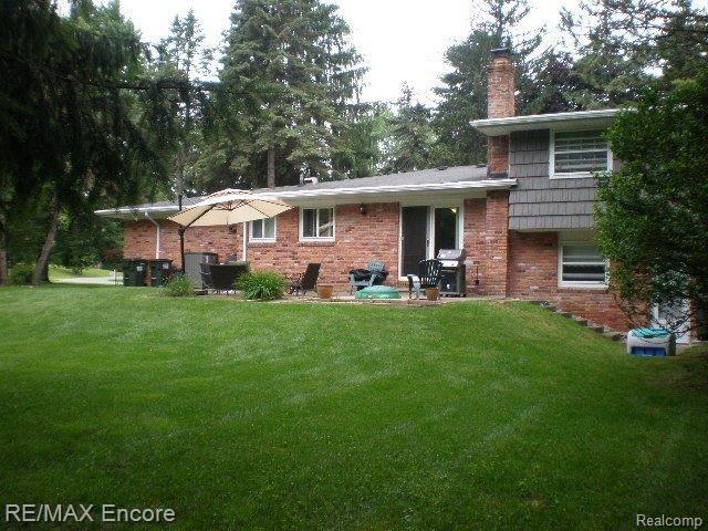 220 Shagbark Drive Rochester Hills, MI 48309 - Photo 11 of 28