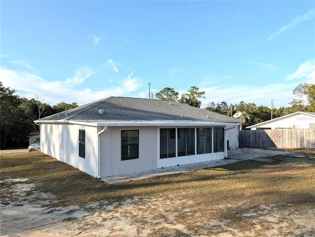$1,900 | 1511 Southwest Shorewood Drive, Dunnellon, FL 34431