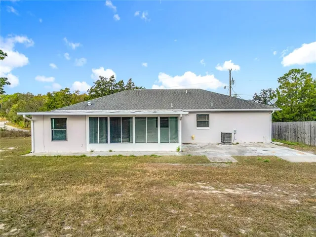 $1,900 | 1511 Southwest Shorewood Drive, Dunnellon, FL 34431