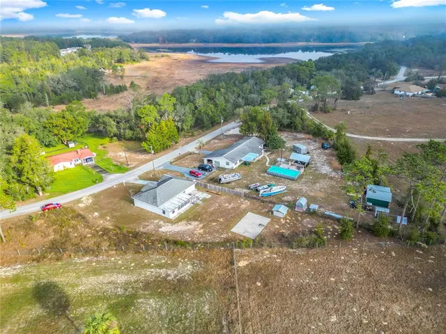 $1,900 | 1511 Southwest Shorewood Drive, Dunnellon, FL 34431