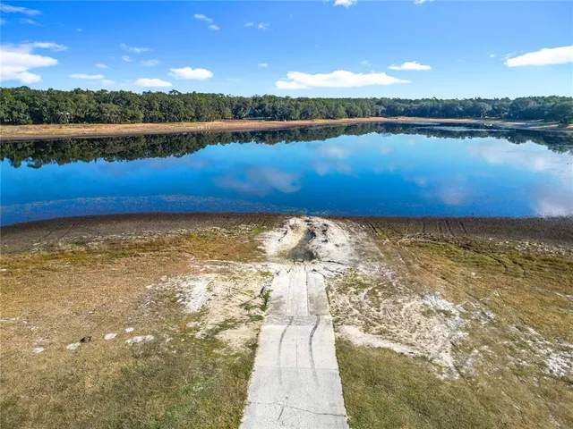 $1,900 | 1511 Southwest Shorewood Drive, Dunnellon, FL 34431