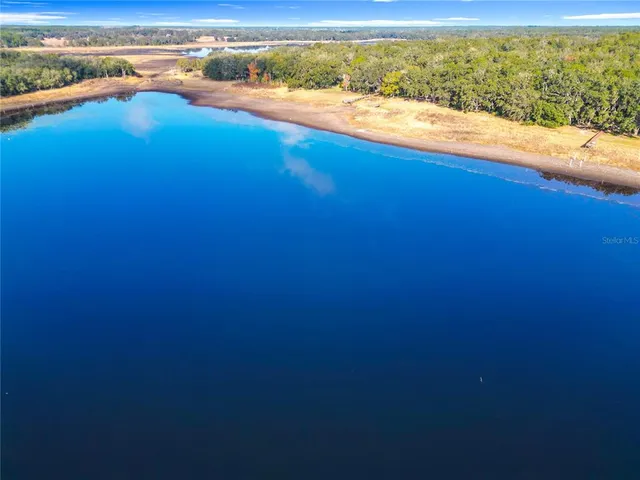 $1,900 | 1511 Southwest Shorewood Drive, Dunnellon, FL 34431