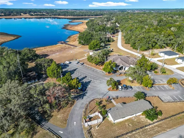 $1,900 | 1511 Southwest Shorewood Drive, Dunnellon, FL 34431