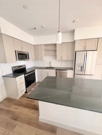 $3,183 | 266 Canal Street, Unit 2514, Salem, MA 01970