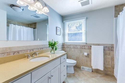 1 Tamworth Road Sharon, MA 02067 - Photo 17 of 31