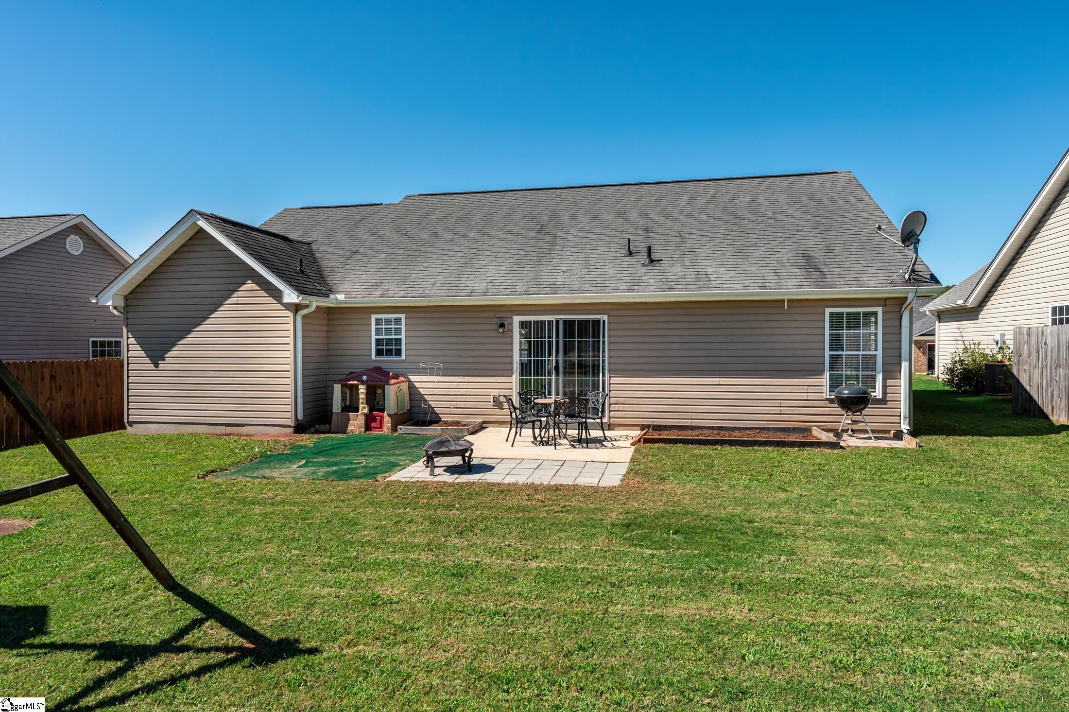 253 Sleepy River Road Simpsonville, SC 29681 - Photo 21 of 23 Gallery Image 21