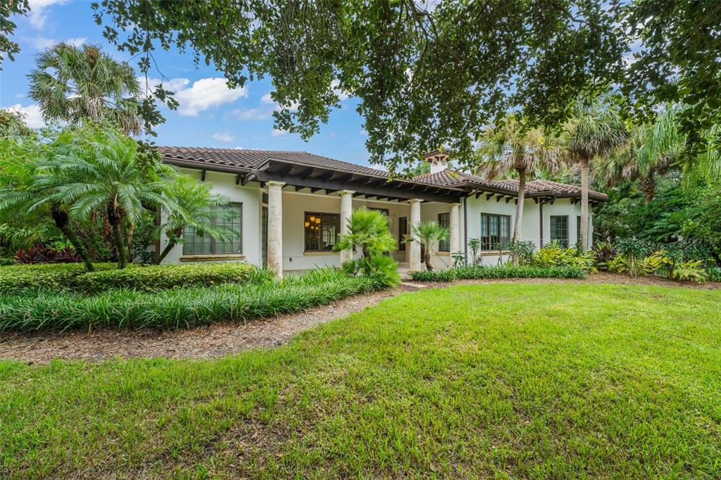 4812 Alexandra Garden Court Windermere, FL 34786 - Photo 58 of 65 a view of a yard in front of house