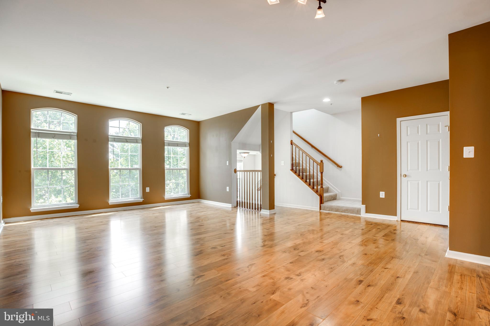 6014 Machen Road, Unit 172 Centreville, VA 20121 - Photo 8 of 47 Gallery Image 8