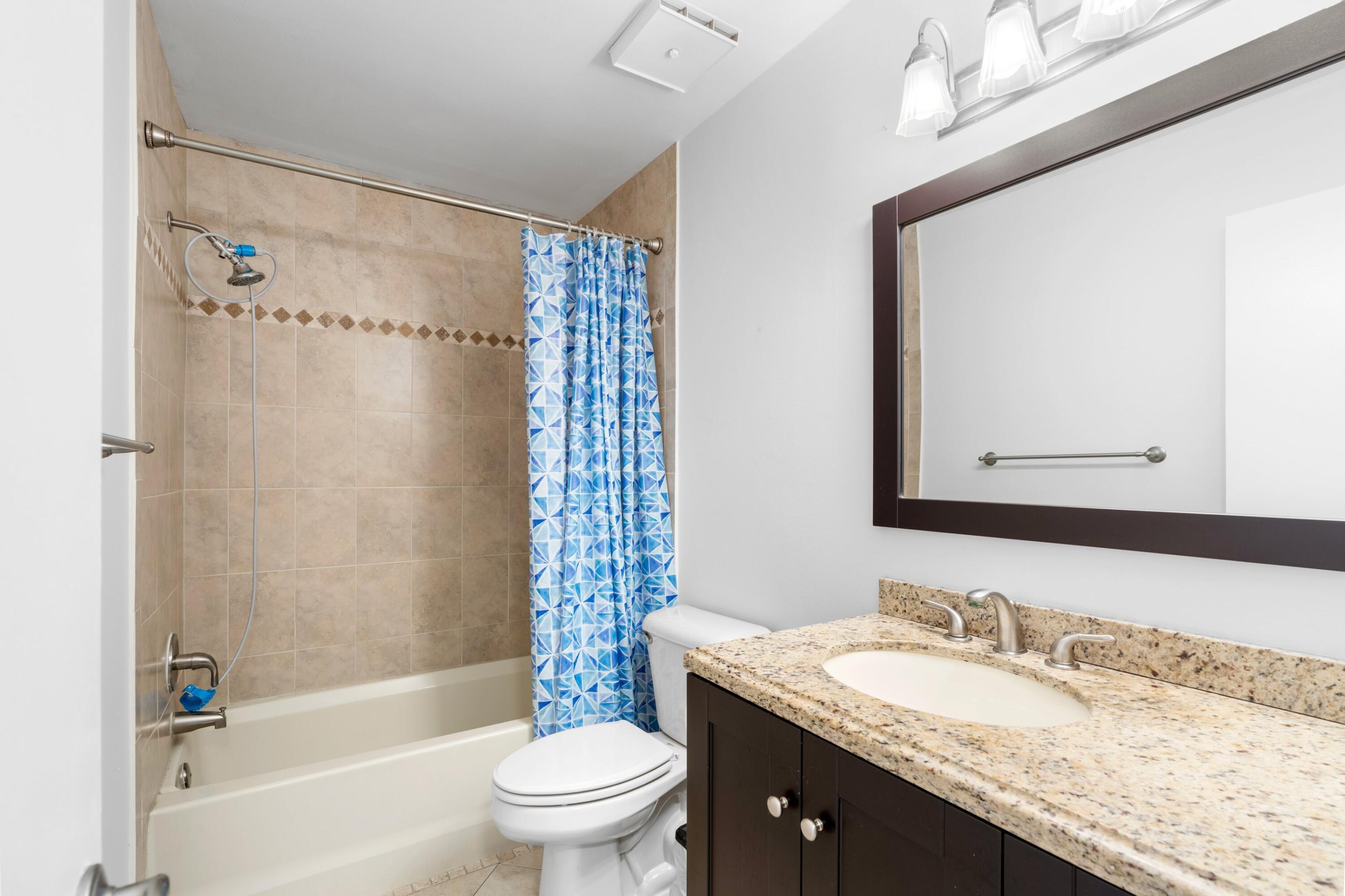 6262 Walk Circle Boca Raton, FL 33433 - Photo 13 of 37 Bathroom #2