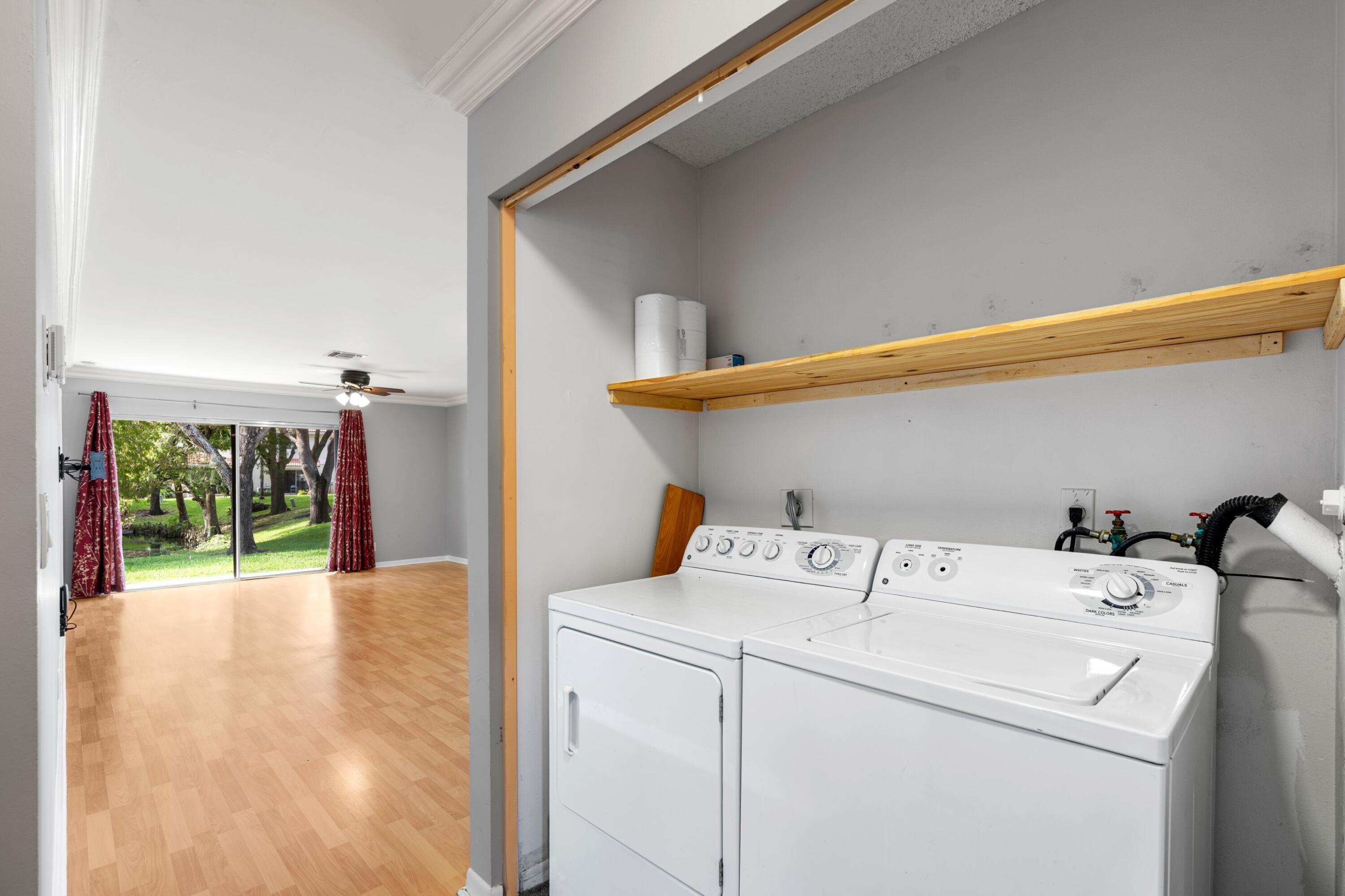 6262 Walk Circle Boca Raton, FL 33433 - Photo 14 of 37 Laundry Room