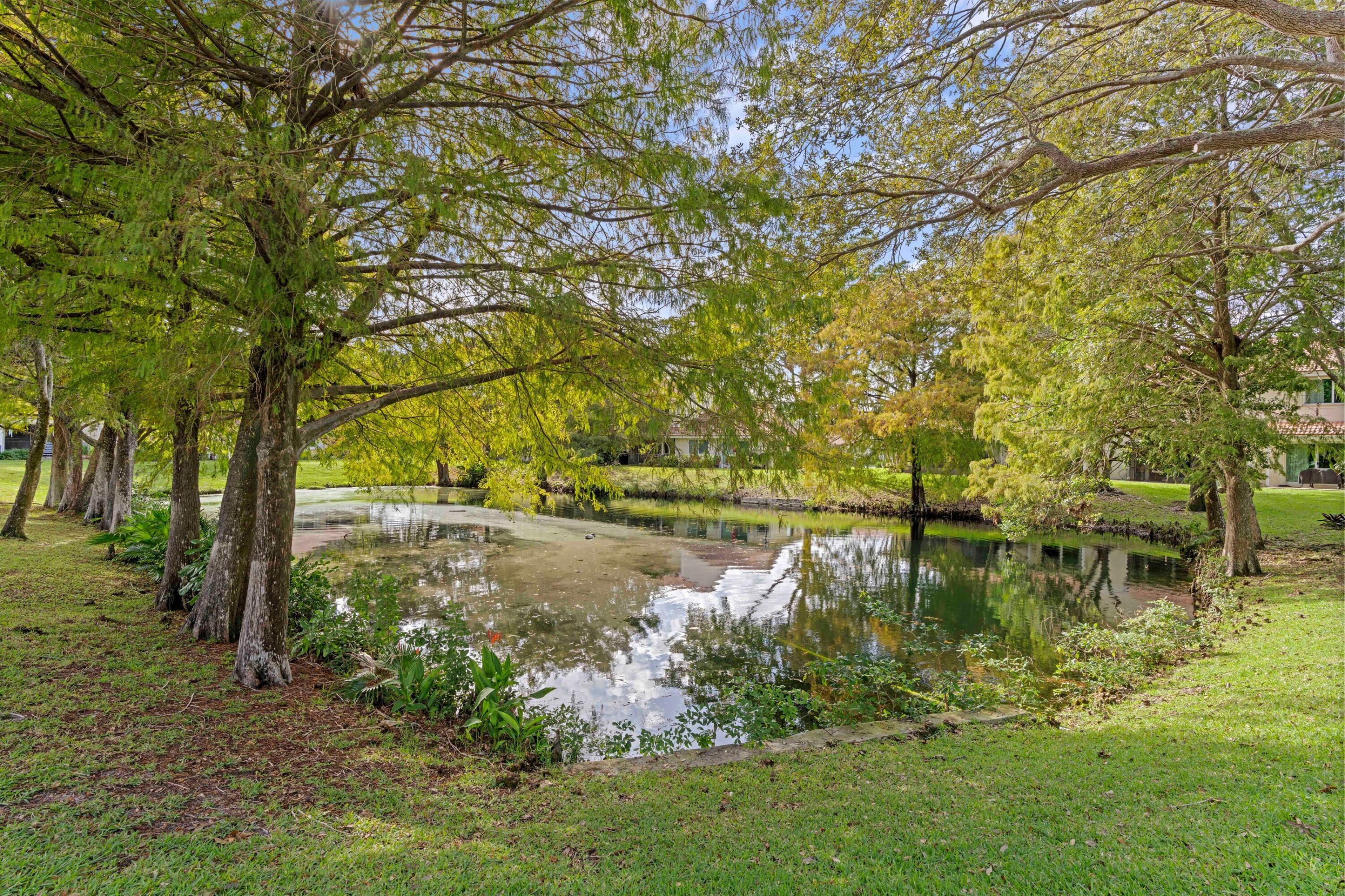 6262 Walk Circle Boca Raton, FL 33433 - Photo 16 of 37 Lake Views