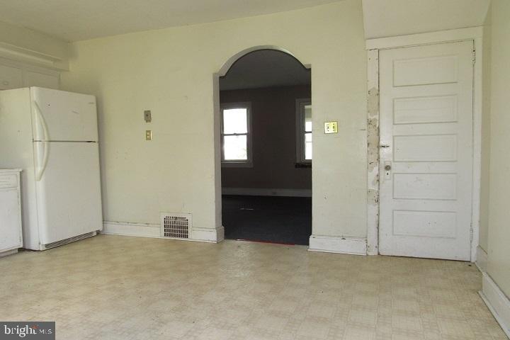 131 Pennsylvania Road Brooklawn, NJ 08030 - Photo 14 of 22