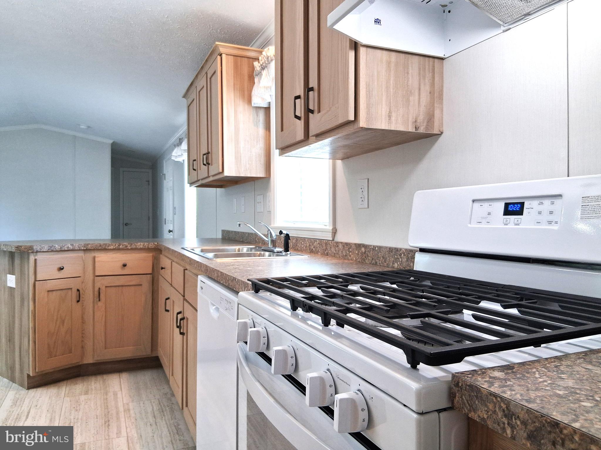 955 Wollups Hill Road, Unit 28 Stevens, PA 17578 - Photo 7 of 33