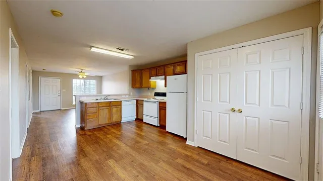 $1,100 | 1507 Hollow Hill Drive, Unit A, Bryan, TX 77802