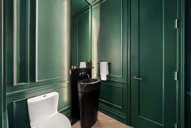 $9,950 | 108 Leonard Street, Unit 4J | TriBeCa